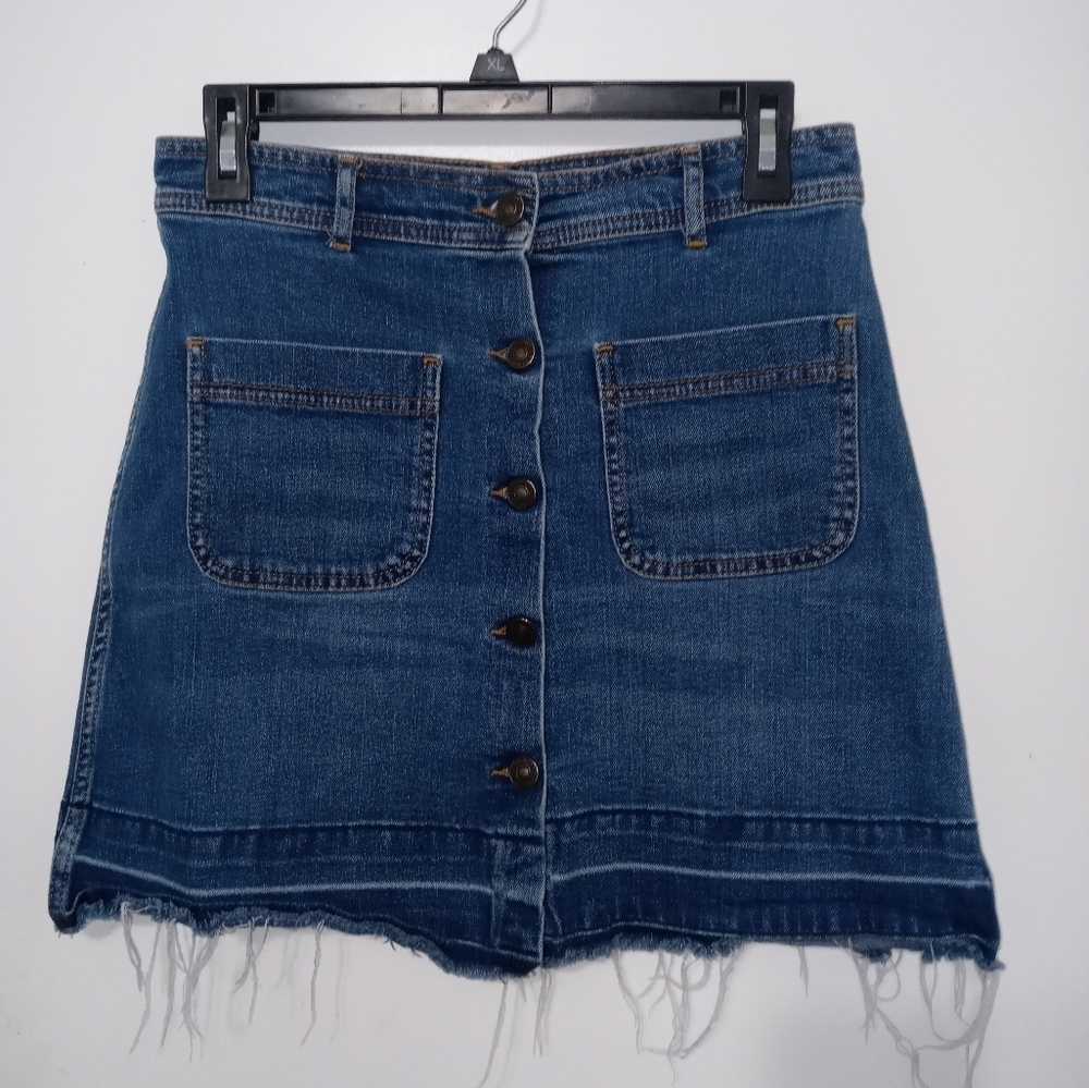 Zara Woman Premium Denim Collection Distressed Button down Jean Skirt MED.